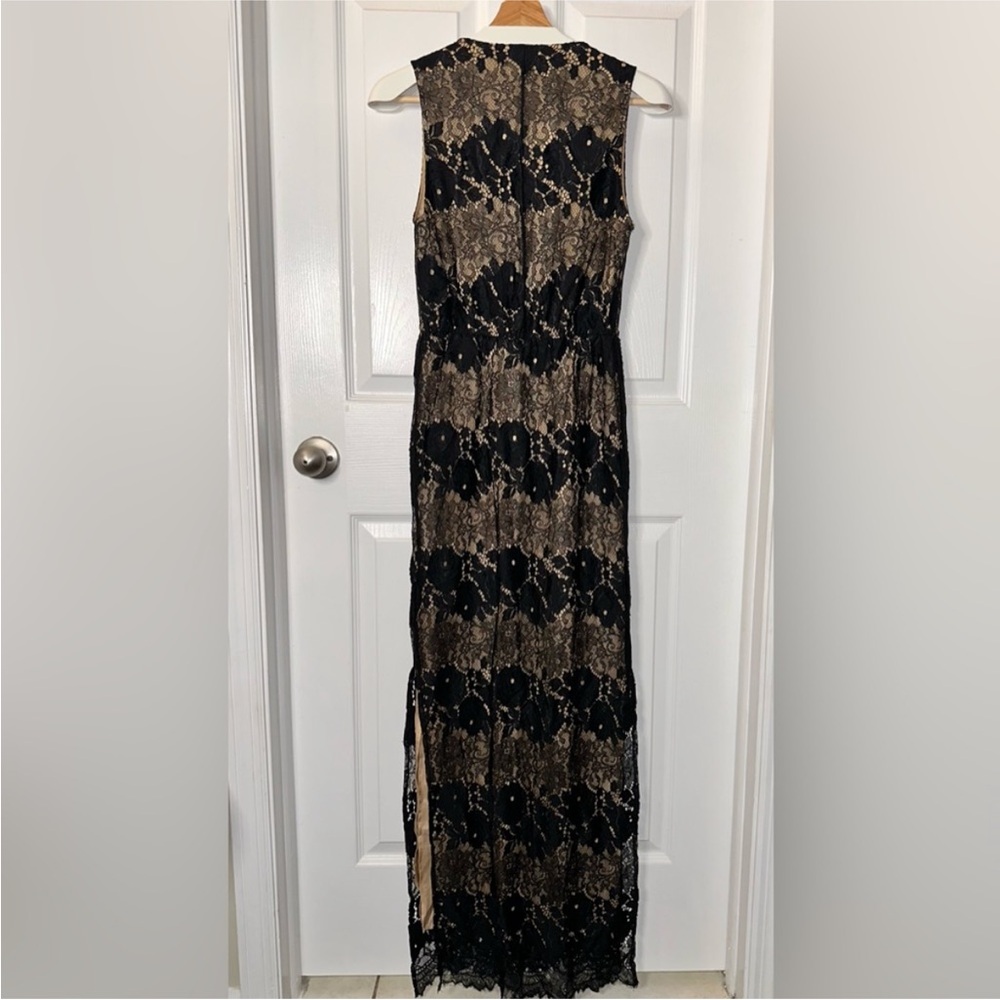 Sleeveless Lace Maxi Dress in Black - Picture 3 of 7